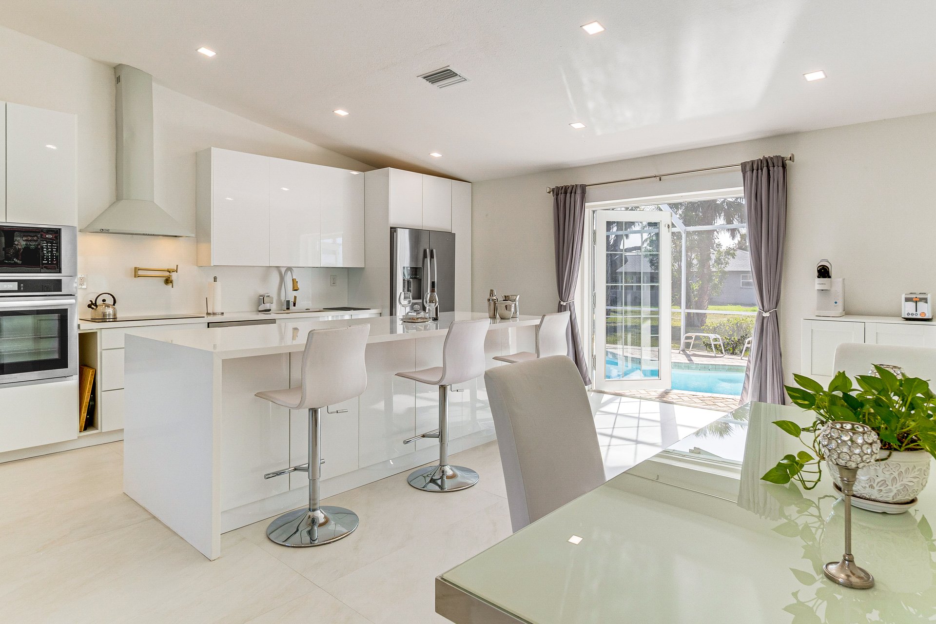 Moder Kitchen
